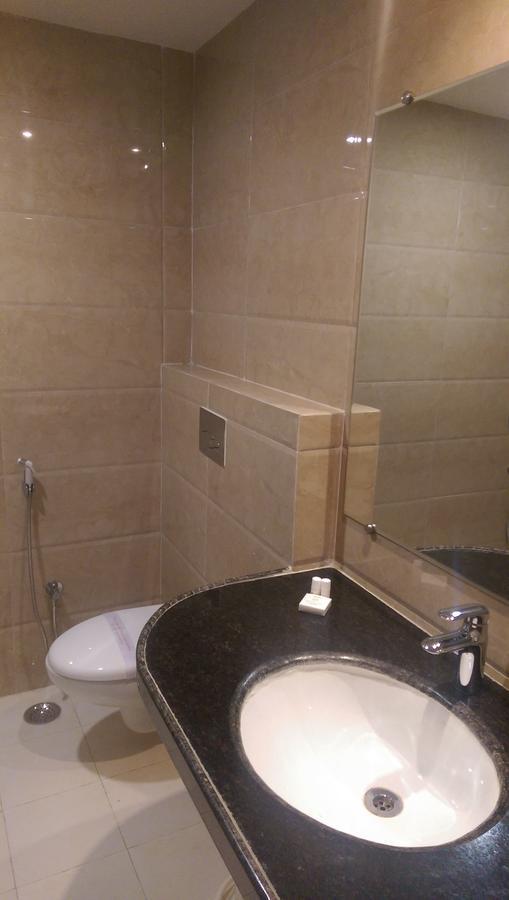 The Premier Hotel Kota  Extérieur photo